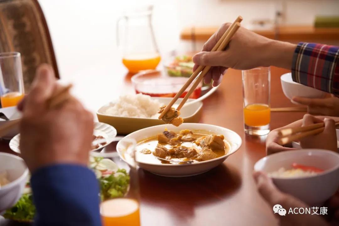 因?yàn)楹鲆暽眢w出現(xiàn)的這些變化，他們最后被確診結(jié)腸癌